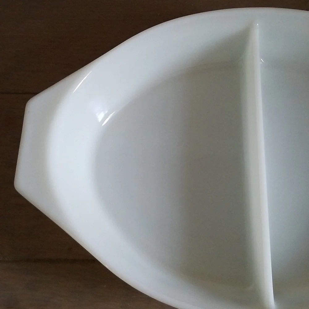 Pyrex vintage gold